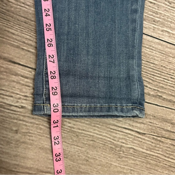 NWT Judy Blue Airplane Mode medium wash denim drawstring joggers - Picture 8 of 8